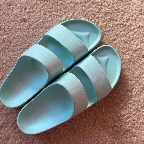 blue sandals - Picture 1 of 3